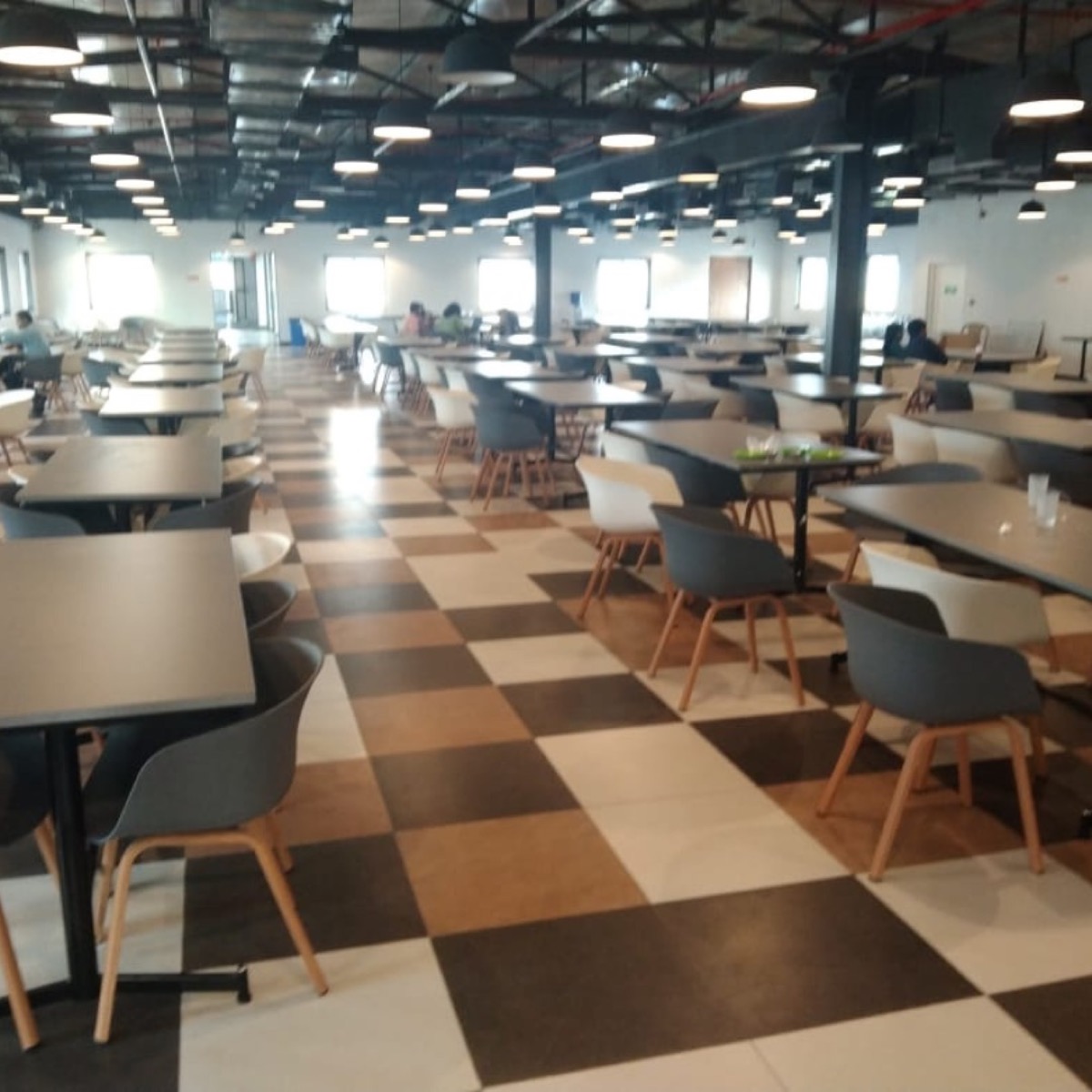 Corporate food court serving area