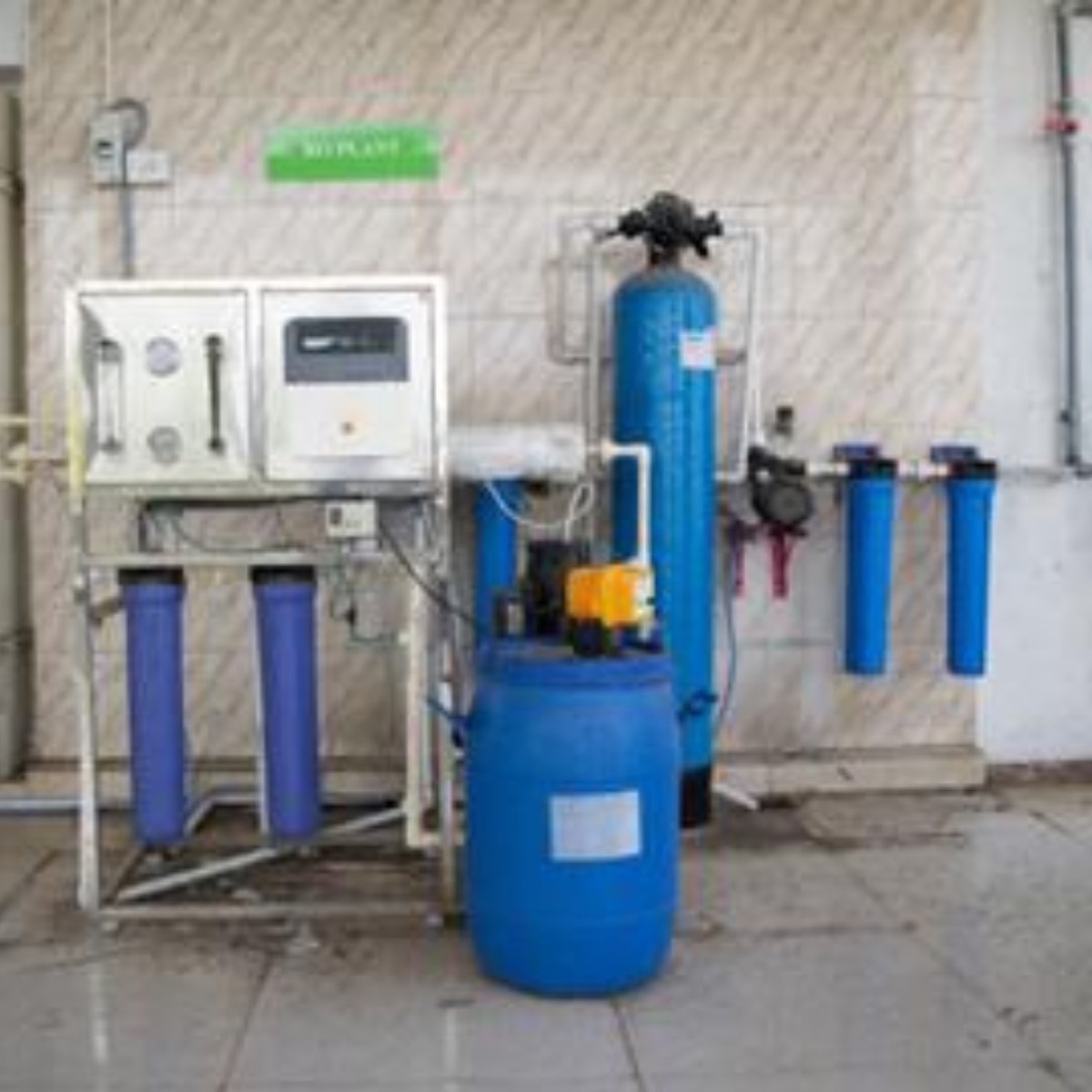 Reverse osmosis water plant